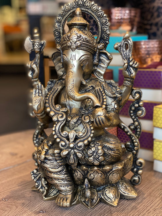 Ganesha auf Lotus