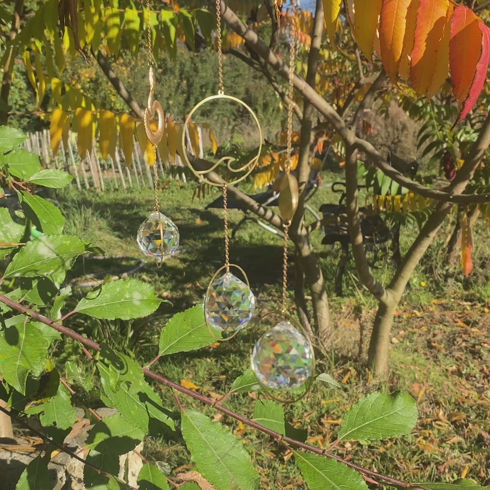 
                  
                    Video in der Galerie ansehen und abspielen, suncatcher_welle1vid
                  
                
