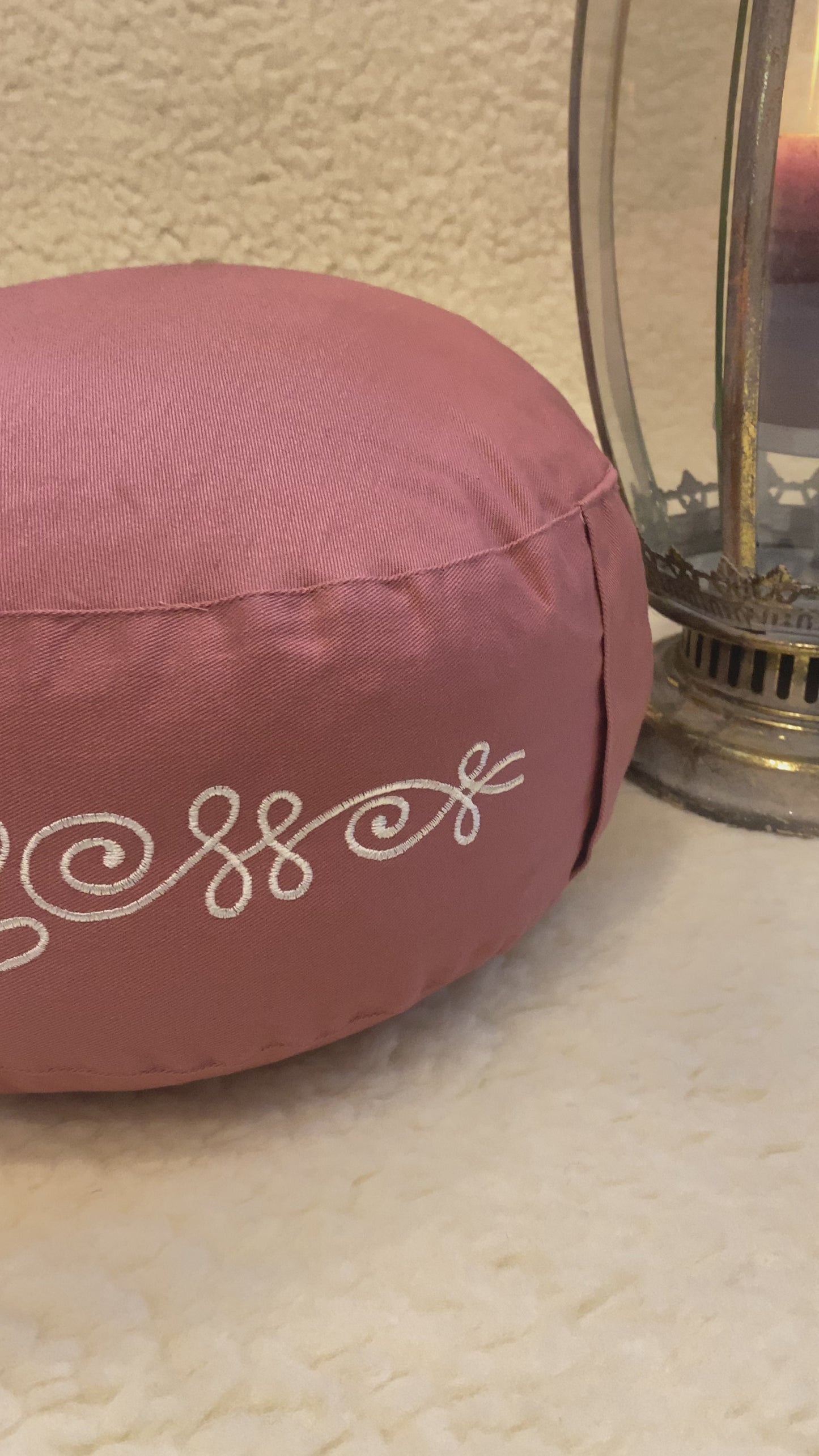 phoenix_meditationskissenlotus_pi8329_vid