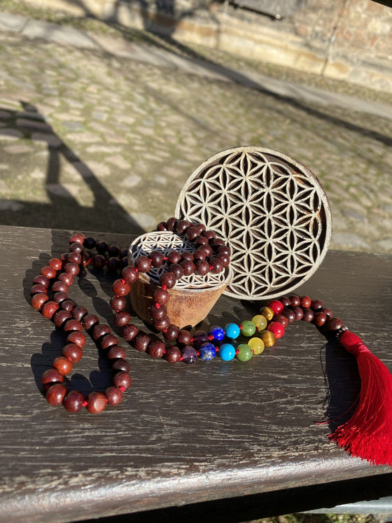Lokkum Chakra Mala Rosenholz