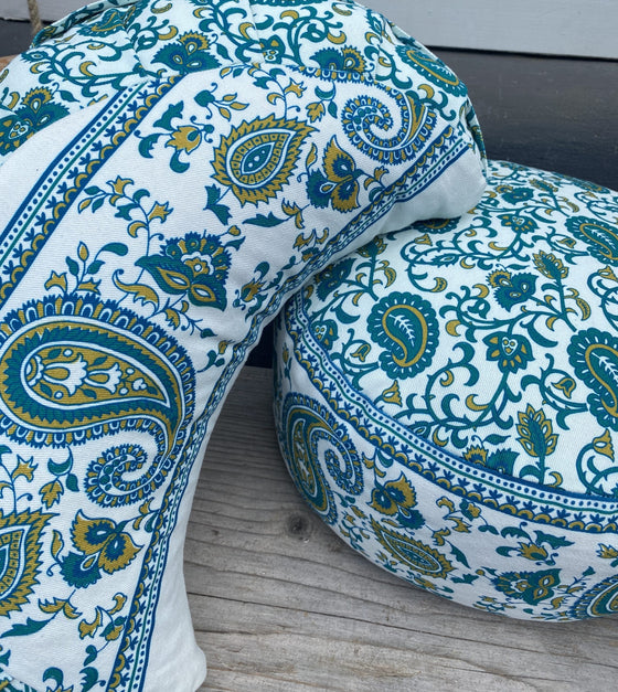 FAIRTRADE Meditationskissen Halbmond Blockprint lime/petrol